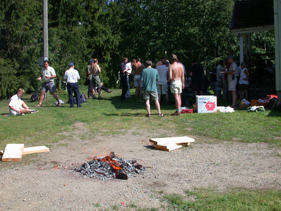 545x402 pixels (81K)