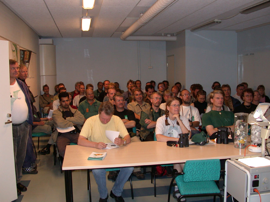 892x663 pixels (128K)